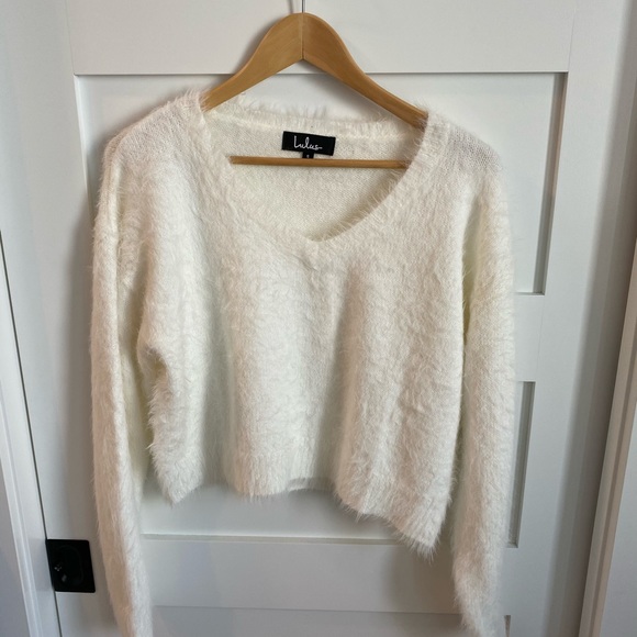Lulus Sweaters - Cropped Sweater